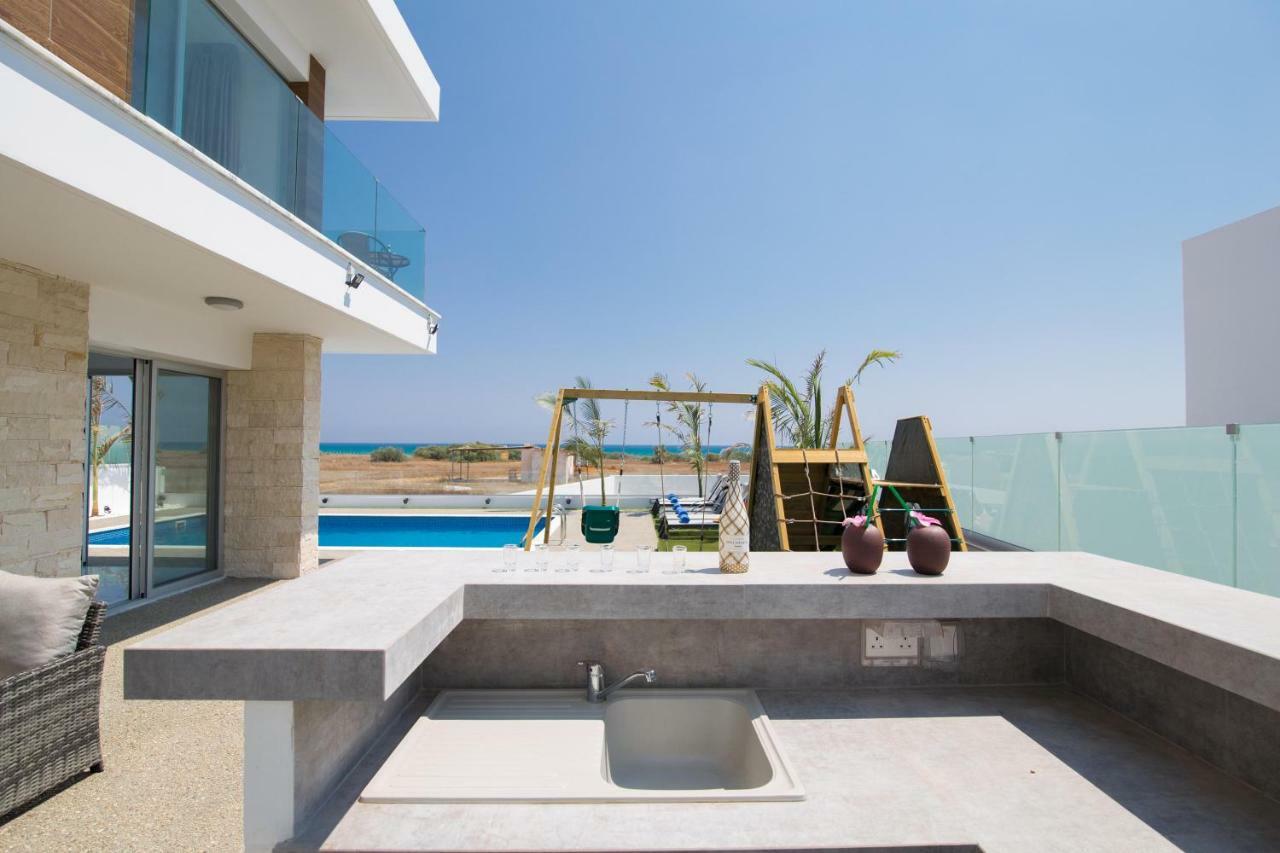 Lynn Boutique Beachfront Dom wakacyjny *