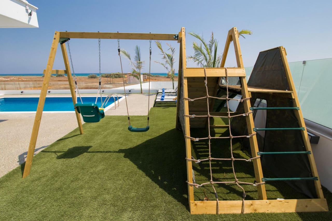 Semesterbostad Lynn Boutique Beachfront *